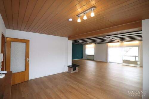 Essen/Wohnen/Balkon - 