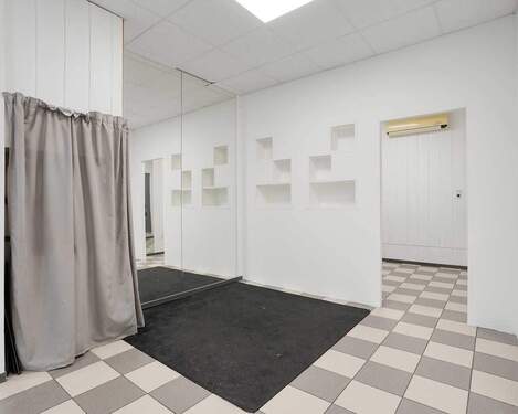 Ladenlokal 1 - Verkaufsraum - Gewerbeobjekt (Büro, Produktion, Verkauf) in Ratingen zum Kaufen