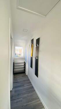 Flur mit Garderobe - 