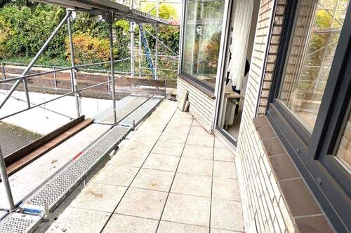 Balkon (wird zur Zeit saniert) - 