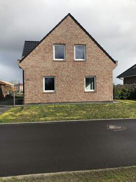 Vorgarten - 4 Zimmer Einfamilienhaus in Rhede (Ems)