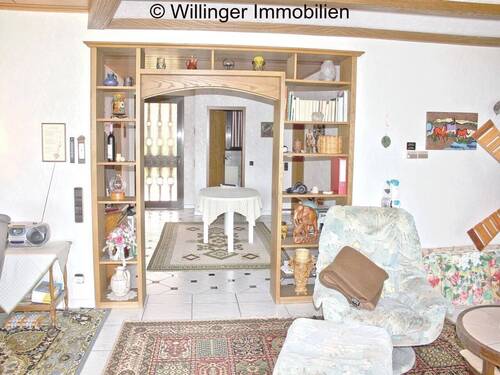 . EG vom Wohnzimmer zum Flur - 