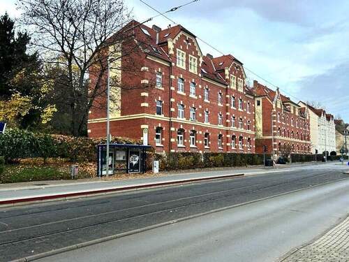 Außenansicht Straßenseite - 2 Zimmer Etagenwohnung in Jena