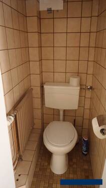 EG WC - 