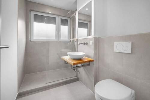 Badezimmer - ERSTBEZUG nach Sanierung - Westbalkon - 3 Zimmer - WOW Faktor inklusive