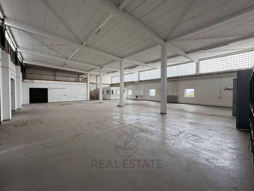 2.jpg - Halle zur Miete in Barsbüttel