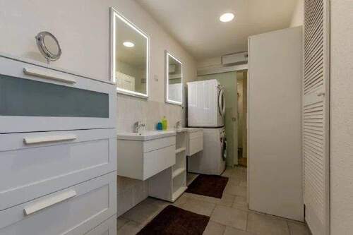 2.Bad.jpg - Einfamilienhaus mit 580,00 m&sup2; in Malschwitz zum Kaufen