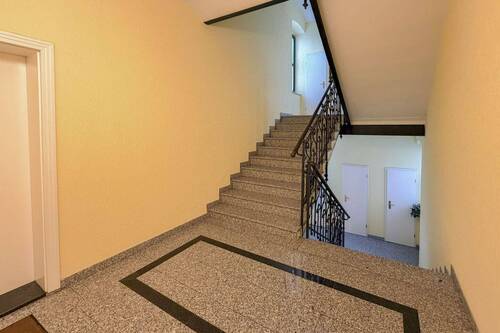 Hausflur Ansicht 03 - 