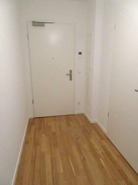 Eingang zum Glück - 2 Zimmer Terrassenwohnung zur Miete in Berlin