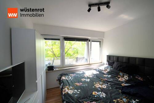 Schlafzimmer - Etagenwohnung mit 67,70 m&sup2; in München zum Kaufen