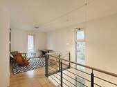 Offenes Galeriezimmer zur Nutzung als Home Office - 