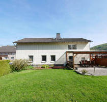Großzügiges Einfamilienhaus mit Zweifamilienhaus-Option in ruhiger Lage - Golmbach
