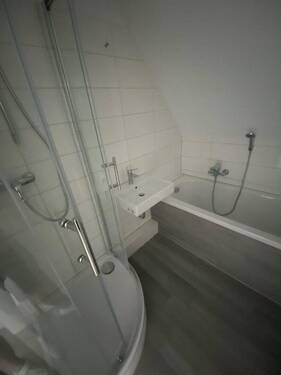 Haus 87 DG Bad I - 