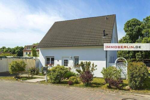 1.jpg - 5 Zimmer Mehrfamilienhaus, Wohnhaus in Oberkrämer