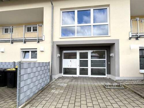 Eingangstür - Etagenwohnung mit 51,50 m² in Offingen zum Kaufen