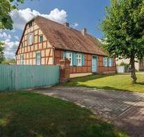 Ein Haus erzählt Geschichte - denkmalgeschütztes Fachwerk im Landhausstil - Milower Land Nitzahn