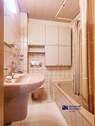 Badezimmer mit Duschwanne 1OG - 