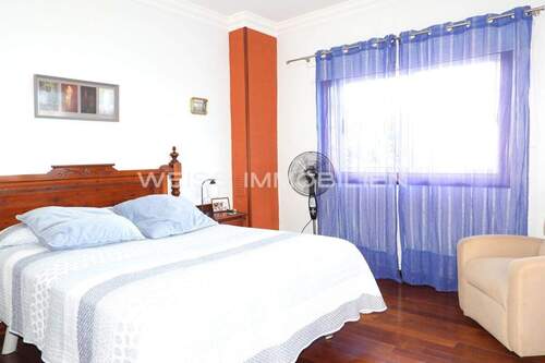 Gemütliches geräumiges Schlafzimmer - Einfamilienhaus mit 230,00 m&sup2; in Teneriffa zum Kaufen