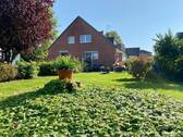 Garten - Vielseitiges Wohn- und Geschäftshaus mit Garage, Parkplätzen und großem Eigenlandgrundstück