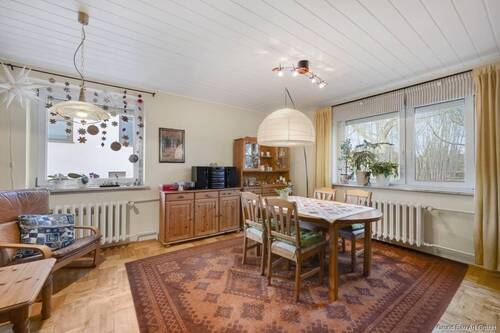 Esszimmer (früher aufgeteilt in 2 Kinderzimmer) - 