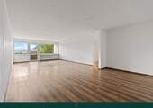 Wohn- und Esszimmer mit Loggiazugang - 3 Zimmer Etagenwohnung in Nesselwang