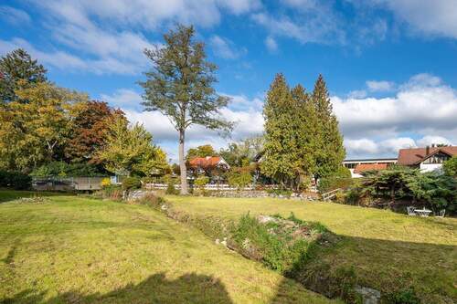 Grundstueck - AIGNER - Grundstück mit Vorbescheid für ein großzügiges Einfamilienhaus in Starnberg-Percha