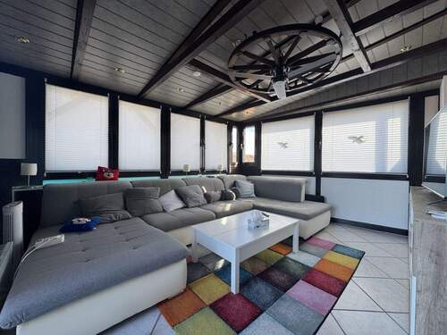 Wintergarten - Etagenwohnung mit 138,40 m&sup2; in Wunstorf / Steinhude zum Kaufen