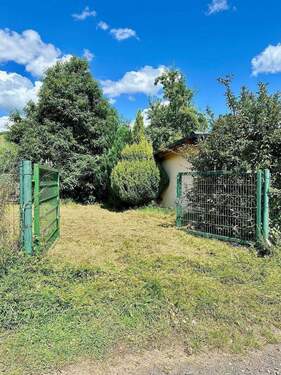 Mit mehreren Zufahrten - Grundstück zum Kaufen in Kinheim