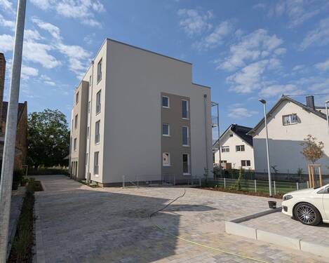 Ansicht H2 - Parkplatzseite - 