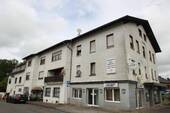 Bild 2 - 3 Zimmer Mehrfamilienhaus, Wohnhaus in Flammersfeld