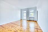 Titelbild - Jetzt einziehen: 2-Zimmer-Eigentumswohnungen + Balkon + Gründerzeit - im bunten Wedding