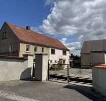 Bauernhaus mit Scheune, Garagen und großem Garten - Entwicklungsobjekt in Calbitz - Wermsdorf
