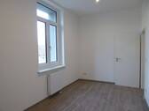 Schlafzimmer_Rückseite - Etagenwohnung mit 45,60 m&sup2; in Bernburg (Saale) zur Miete