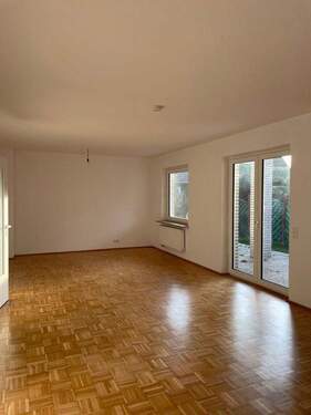 PHOTO-2025-11-05-11-33-47 4.jpg - Einfamilienhaus mit 220,00 m&sup2; in Langenhagen zum Kaufen