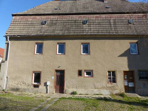 Hausansicht - 6 Zimmer Bauernhaus, Landhaus in Oschatz