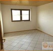 Reserviert!! Moderne und gepflegte 4-Zimmer Wohnung in ruhiger Lage von Flieden-Oberstork mit Balkon - Flieden / Stork