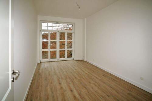 Schlafen - Etagenwohnung mit 127,60 m² in Freital / Saalhausen zur Miete