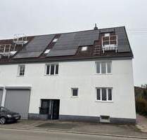 Charmante 3 Zimmer Wohnung am Rande von Schömberg Inklusive Garage und Einbauküche