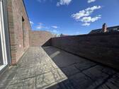 Dachterrasse (noch ohne Belag)
- 