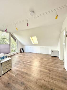 Masterschlafzimmer
- 