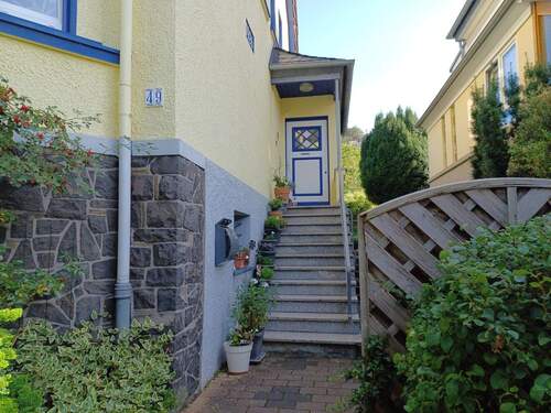 Eingang - 6 Zimmer Doppelhaushälfte in Betzdorf