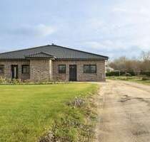 RESERVIERT Neubau-Traum: Rechte Doppelhaushälfte mit Terrasse und Garten - Hemmoor Warstade