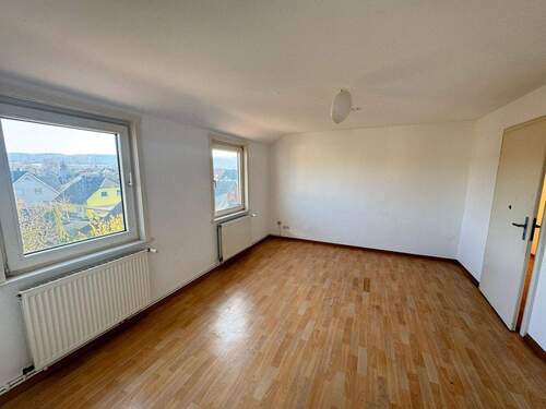 Wohnzimmer - 3 Zimmer Etagenwohnung in Langelsheim