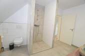Badezimmr 2 OG - 