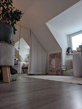 Schlafzimmer/ Kinderzimmer - 