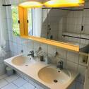 Doppelwaschbecken im 1. Obergeschoss.jpg - 