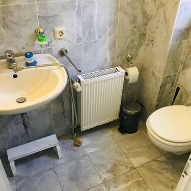 Gäste-Toilette im Erdgeschoss jpg.jpg - 