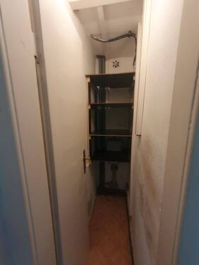 Abstellkammer - 