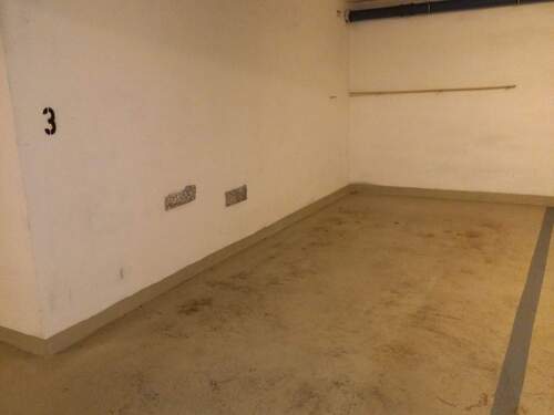 Tiefgaragenstellplatz - 