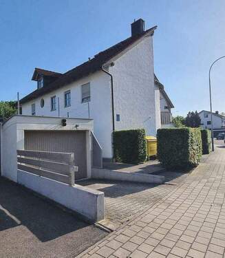 Ansicht von Osten - Gepflegte 3 ZKB EG - Wohnung mit Garten im Monika Viertel zu vermieten